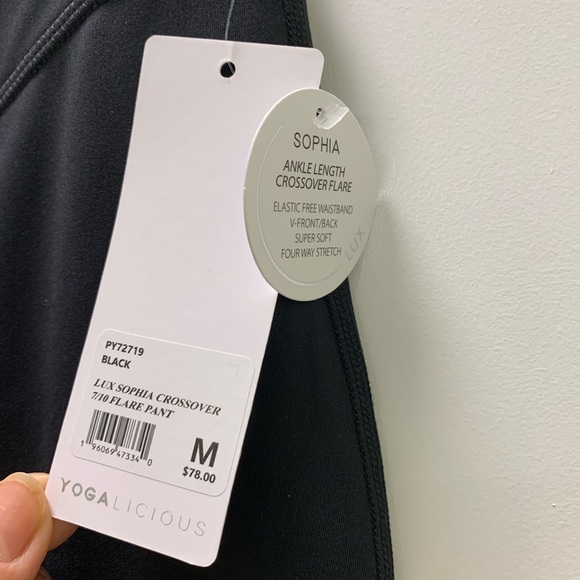 Yogalicious women Black Flared Leggings, NEW with tags, size M - Picture 6 of 8